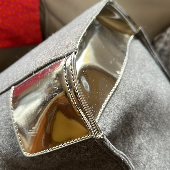 Tory Burch Tote - Picture 4 of 7